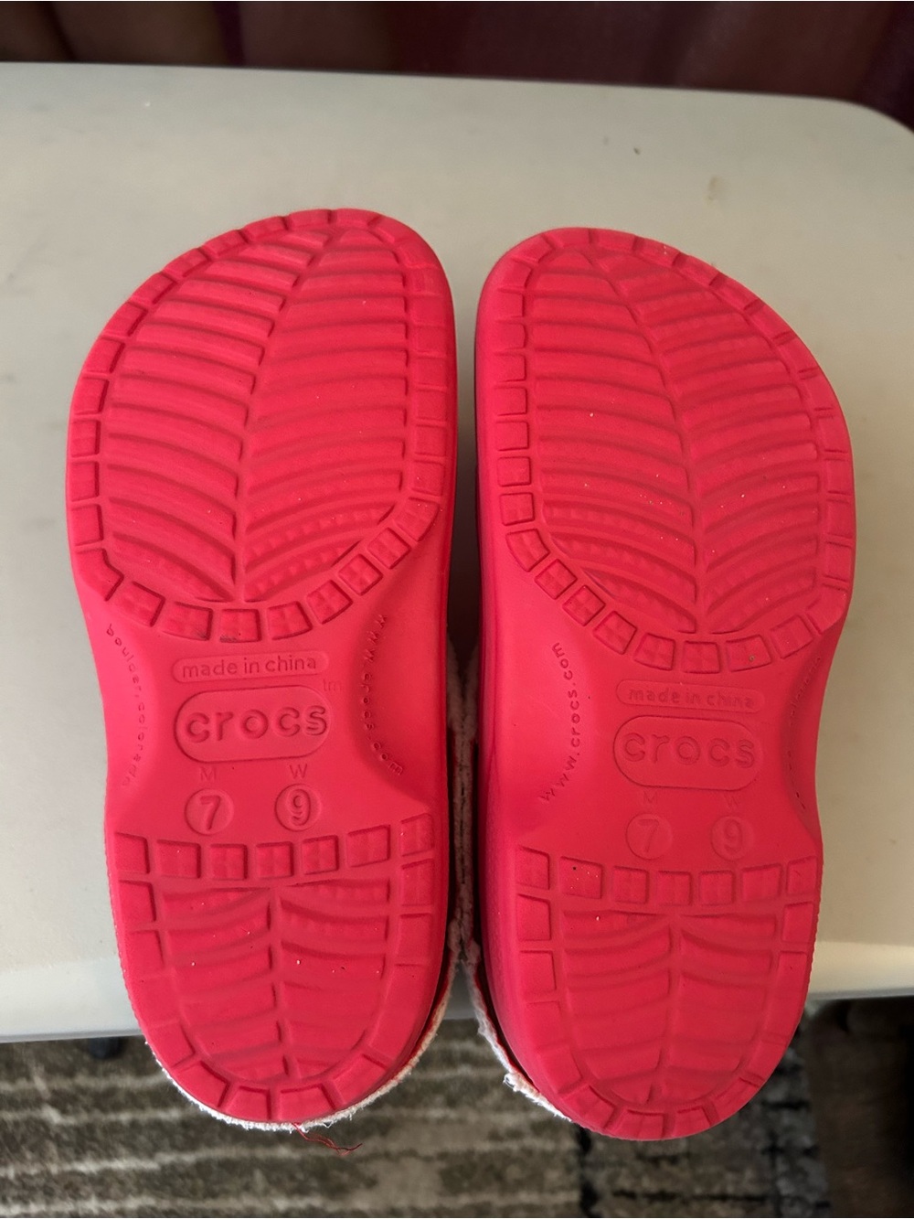 Crocs Red Shoes - Size M 7, W 9 - Picture 8 of 9